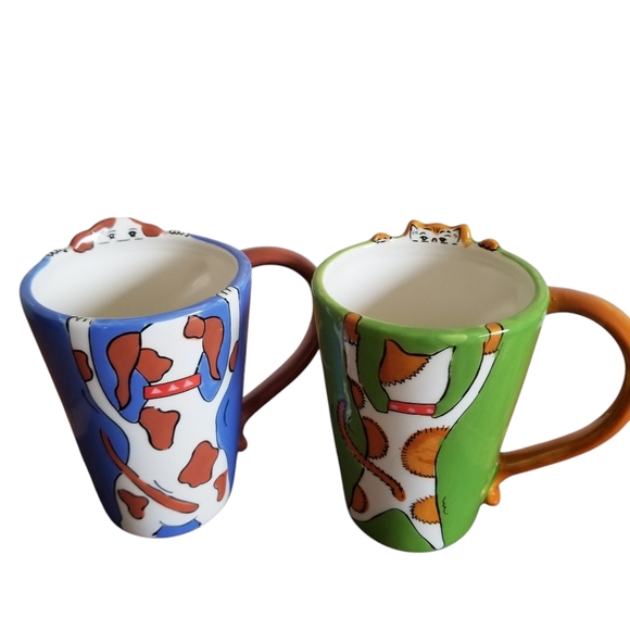 Whimsical 16oz Green Cat And Blue Dog Mugs Microwave Dishwasher Safe - Picture 1 of 7